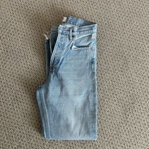 agolde- light blue straight jeans